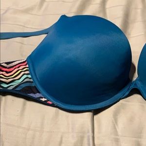 Victoria’s Secret Pink Wear Everywhere Push Up 36D